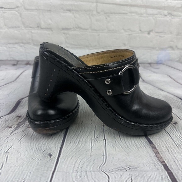 FRYE 70770 Charlotte Ring Black Leather Slides Mules Clogs Slip-on Booties 8.5M‎ - Picture 1 of 11